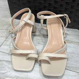 A NEW DAY WOMENS NUDE HEELS